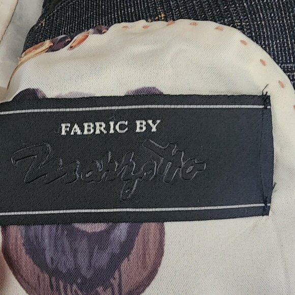 Simon's Hunting Coat - Picture 4 of 4